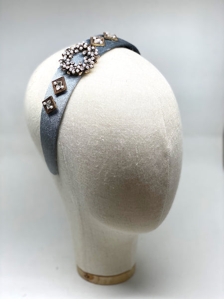 Samthaarreif mit Kristall Broschen (in mehreren Farben erhältlich) - BySusa Accessories Hand-Made Statement Earrings Hairband Facinator Wiesn Wasn Ohrringe Stickerei Embroidery 
